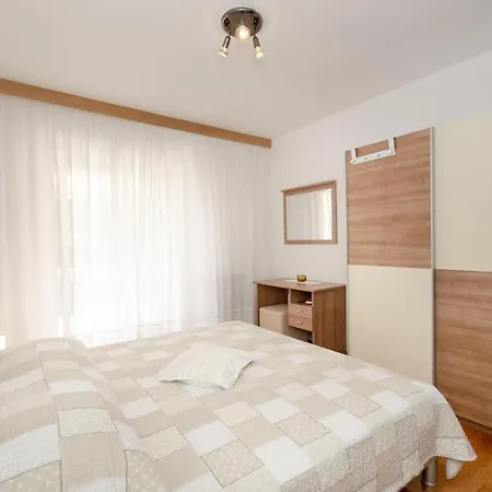 Bungavilia Apartament *