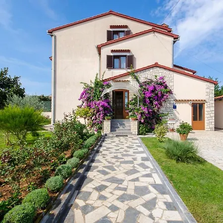 Apartament Bungavilia