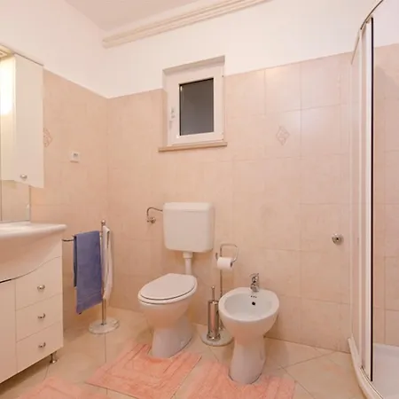 Apartment Bungavilia Rovinj